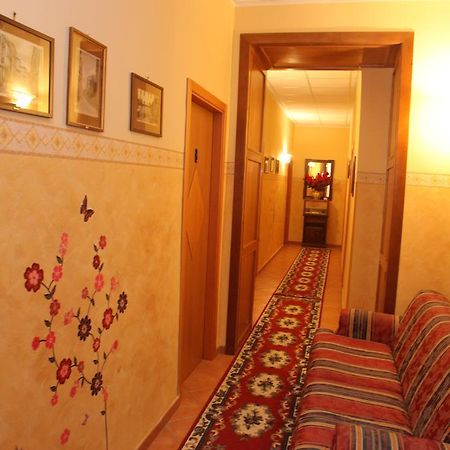 B&B Rinascente Paola Exterior photo