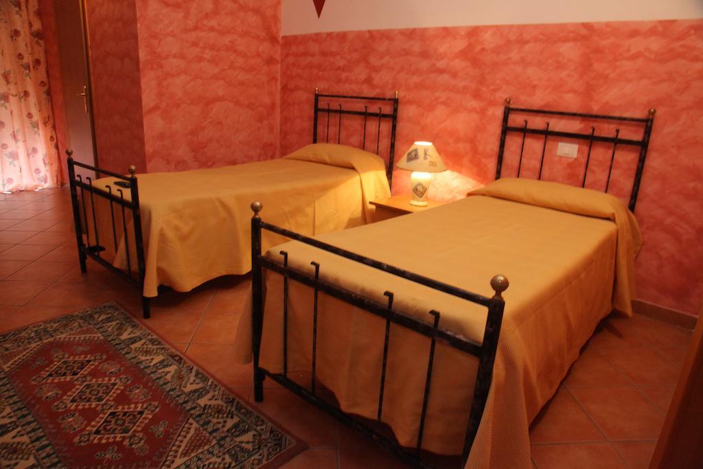 B&B Rinascente Paola Exterior photo